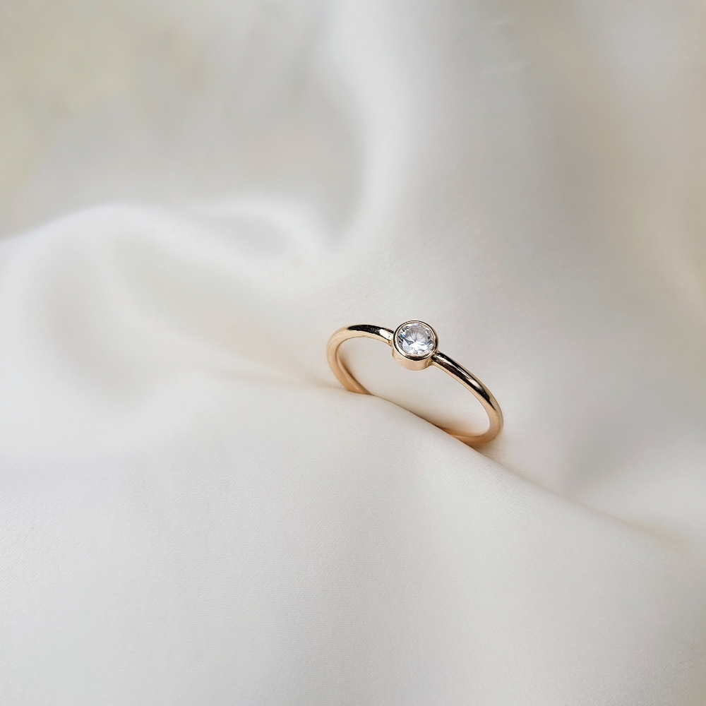 Simulated Diamond Solitaire Ring Golfilled - image 3